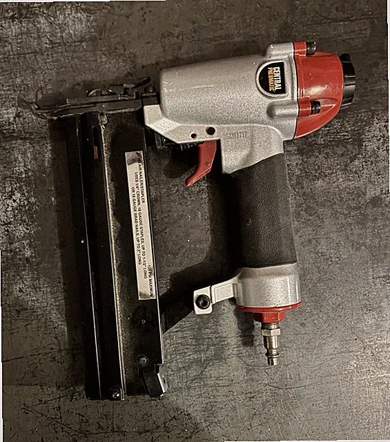 Central Pneumatic Brad Nail Pneumatic Nailer Silver/Red Heavy Duty Air Tool